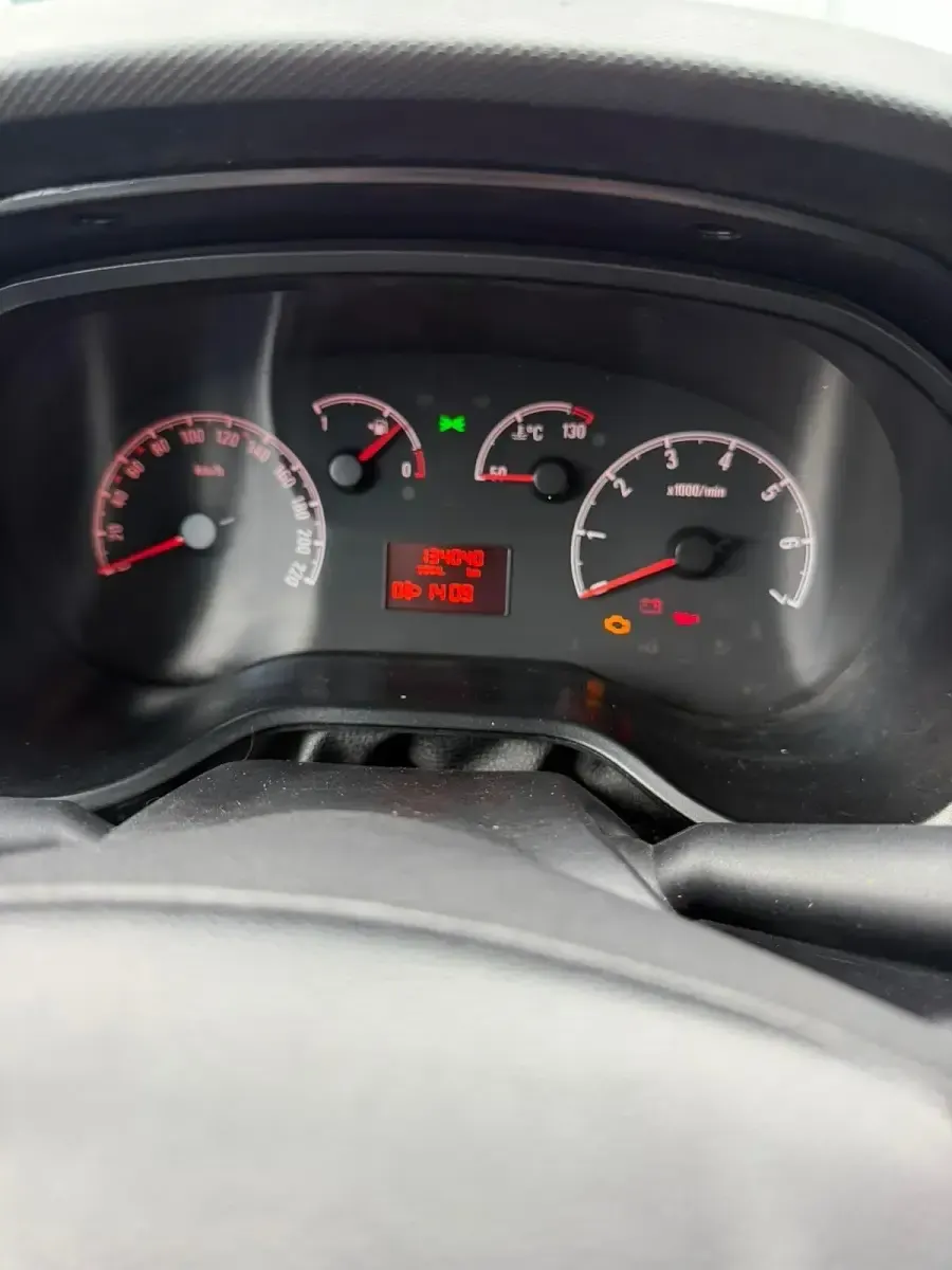 Gebraucht Opel Combo 95 PS (69 kW) 2016 Weiß Van / Kleinbus
