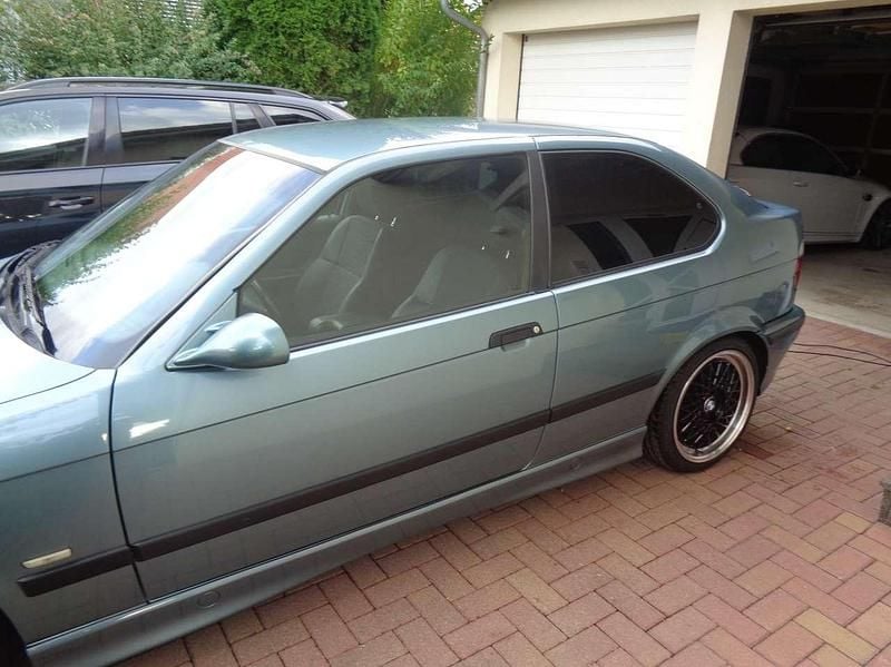 Gebraucht BMW 323 170 PS (125 kW) 1997 Blau Coupé