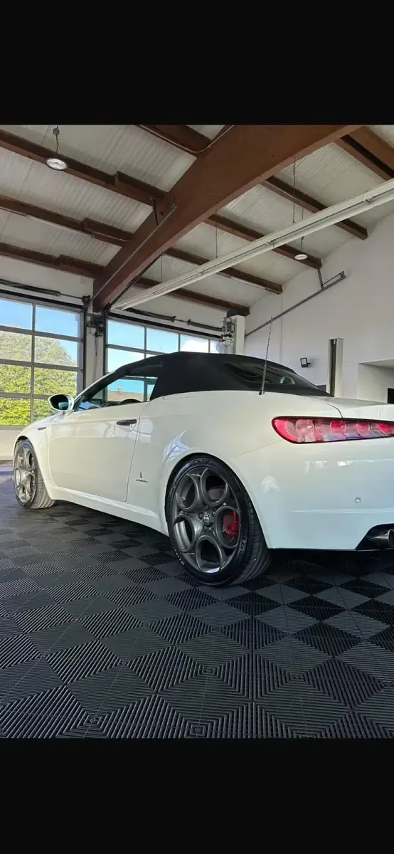 Gebraucht Alfa Romeo Spider Lusso 260 PS (191 kW) 2008 Weiß Cabrio