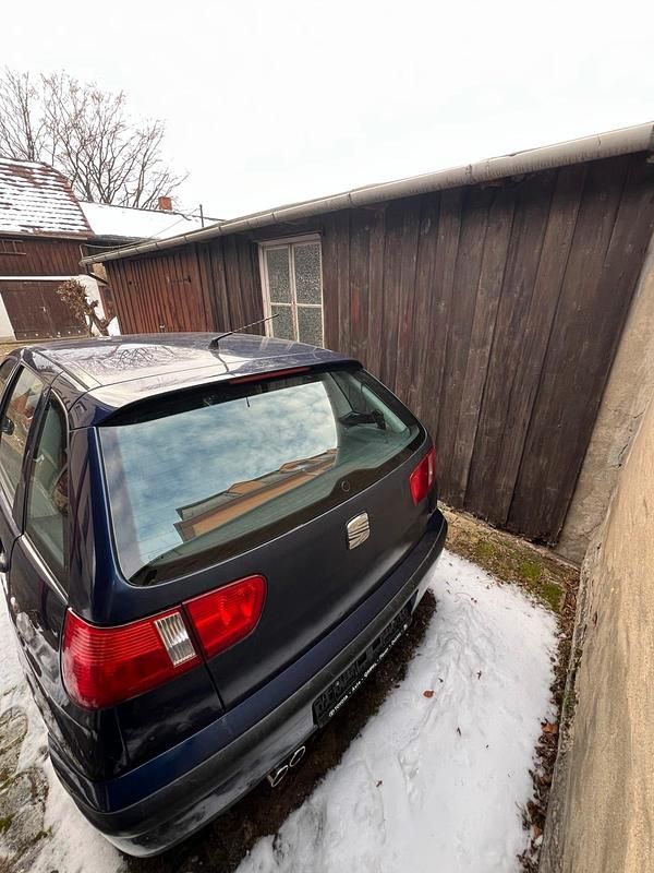 Gebraucht Seat Ibiza 60 PS (44 kW) 2001 Blau Kleinwagen