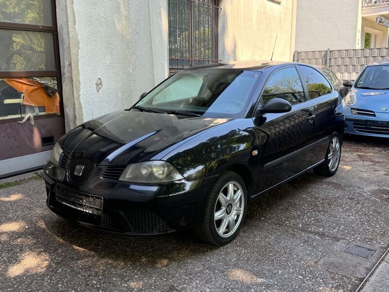 Schwarz Gebraucht 2007 Seat Ibiza Limousine | 1.850 € (Fairer Preis) - Bild 1/4