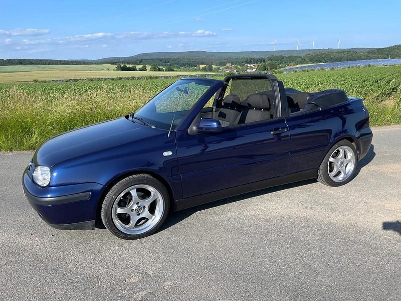 Blau Gebraucht 1999 VW Golf Cabriolet Cabrio | 3.650 € (Fairer Preis) - Bild 1/4