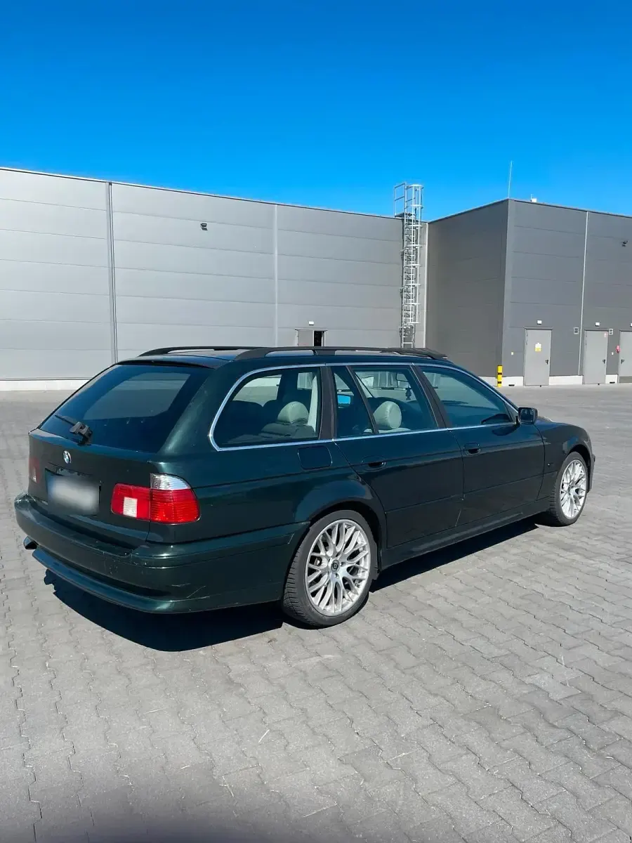 Gebraucht BMW 530 210 PS (154 kW) 2001 Grün Kombi