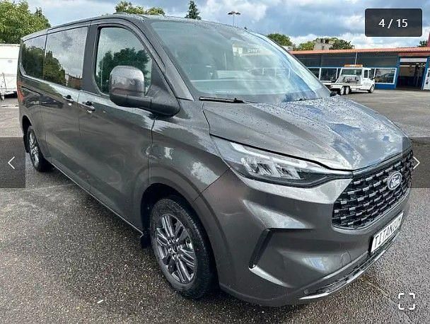 Grau Neu 2025 Ford Tourneo Titanium Van / Kleinbus | 46.990 € (Fairer Preis) - Bild 1/4