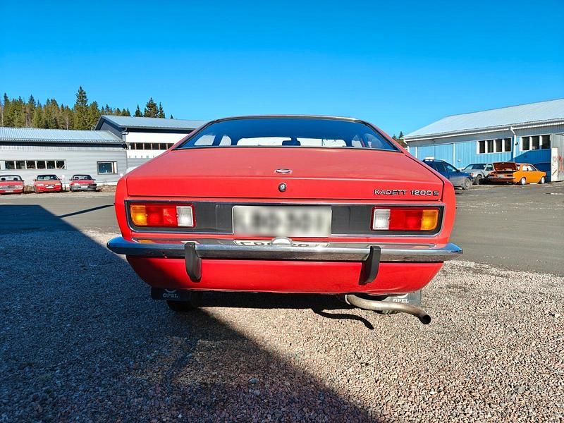 Second-hand Opel Kadett 1976 Roșu Coupe