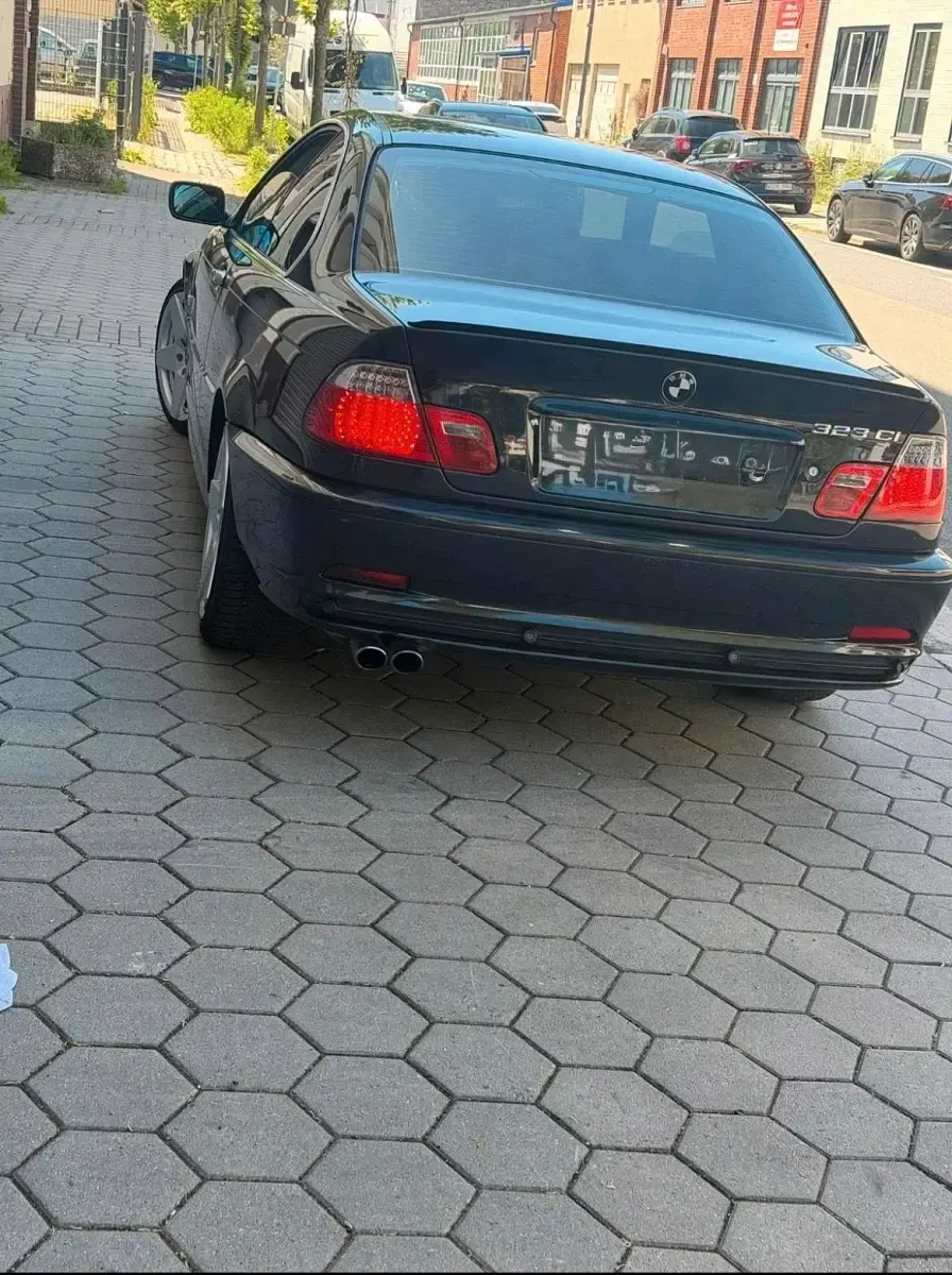 Occasion BMW 323 170 ch (125 kW) 2000 Noir Coupé