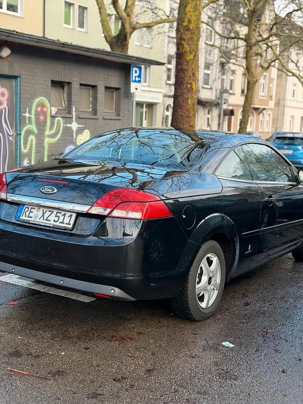 Gebraucht Ford Focus Cabriolet 109 PS (80 kW) 2008 Schwarz Cabrio