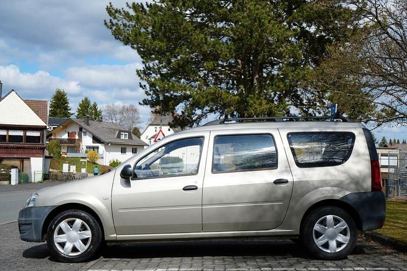 Gebraucht Dacia Logan MCV Basis 75 PS (55 kW) 2009 Grau Kombi