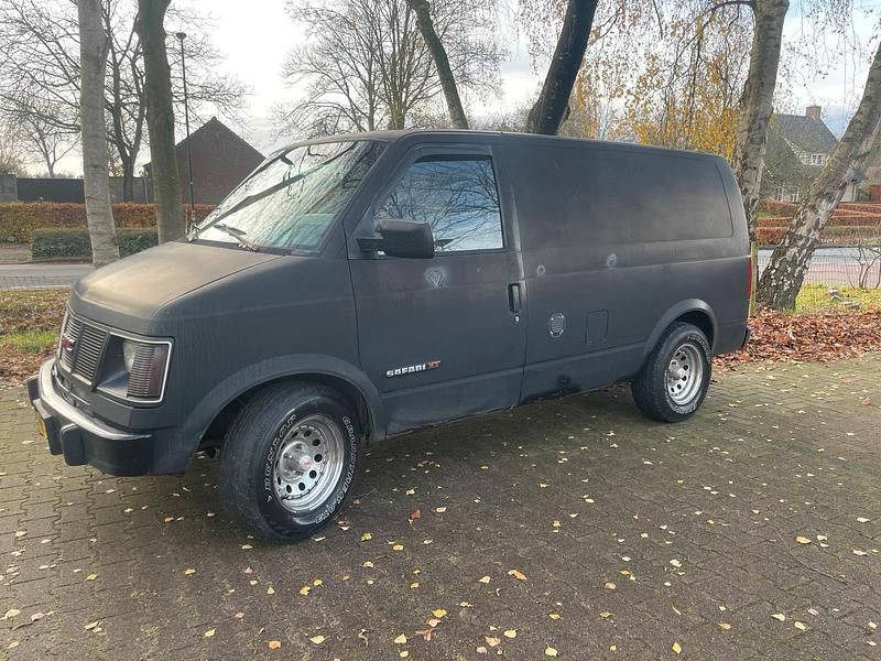 Second-hand GMC Safari 1993 Monovolum