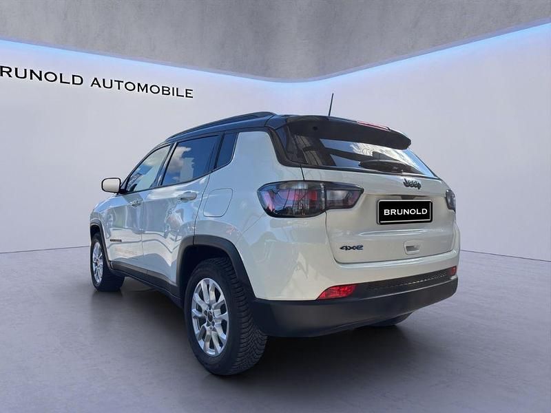 Second-hand Jeep Compass 190 CP (139 kW) 2022 Alb SUV