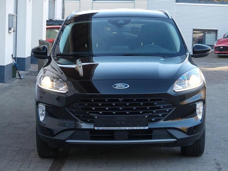 Gebraucht Ford Kuga Titanium 218 PS (160 kW) 2022 Schwarz SUV
