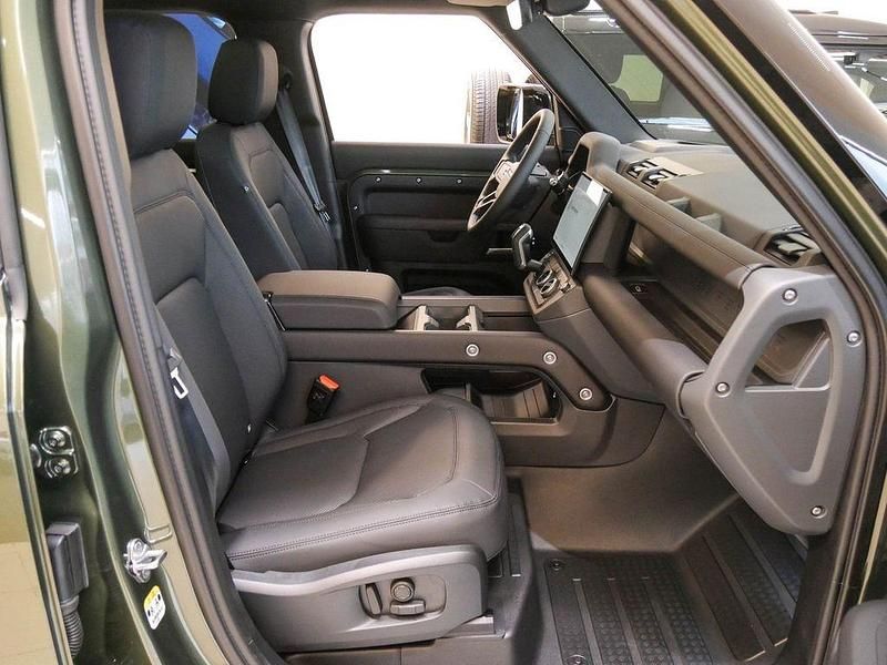 Neu Land Rover Defender SE Dynamic 249 PS (183 kW) 2026 Grün SUV