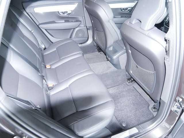 Gebraucht Volvo V90 145 PS (106 kW) 2024 Kombi