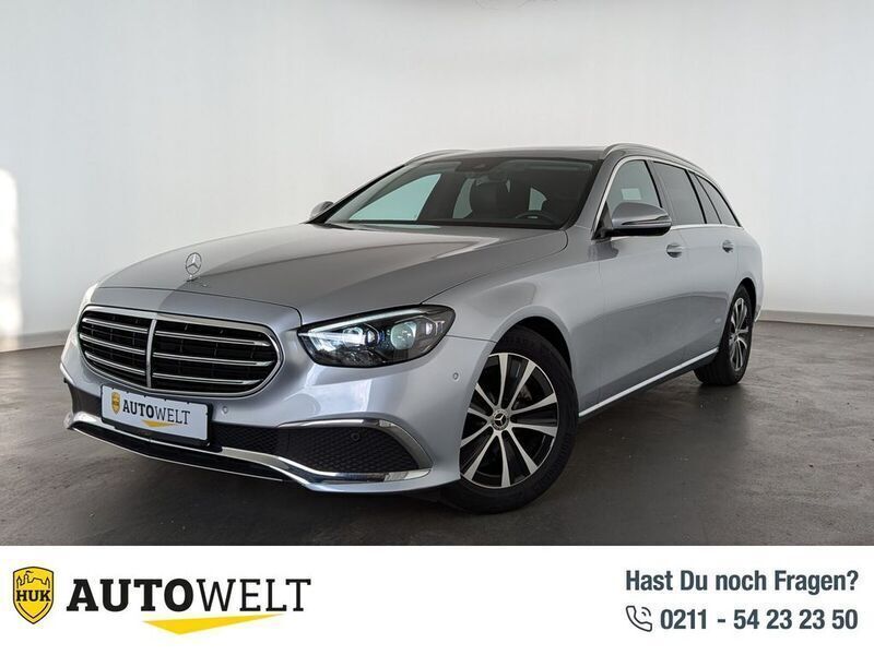 Silber Gebraucht 2020 Mercedes E220 Exclusive Limousine | 29.460 € (Superpreis) - Bild 1/4
