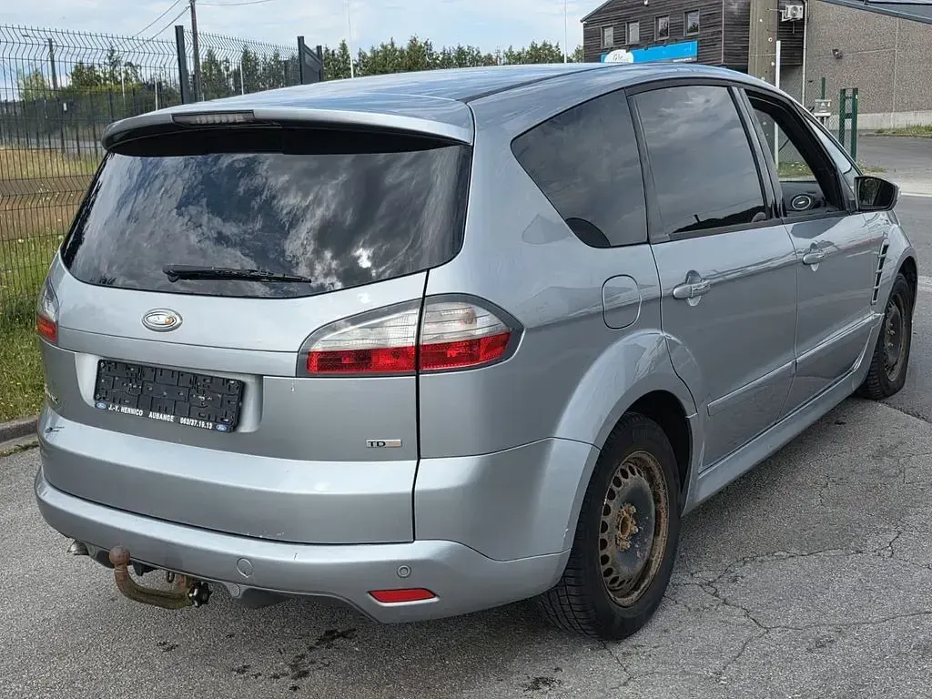 Gebraucht Ford S-MAX S 140 PS (102 kW) 2009 Silber Van / Kleinbus