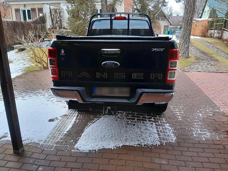 Gebraucht Ford Ranger XLT 170 PS (125 kW) 2021 Schwarz Pickup
