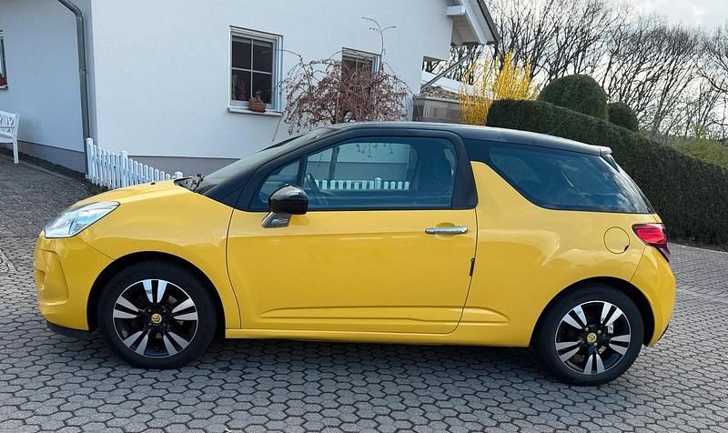 Gebraucht Citroën DS3 95 PS (69 kW) 2010 Gelb Kleinwagen