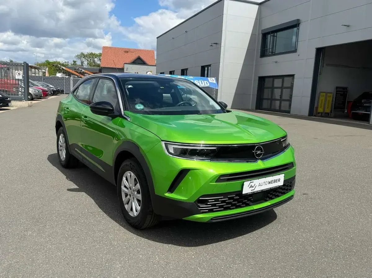Gebraucht Opel Mokka Edition 101 PS (74 kW) 2023 Ikone gruen SUV