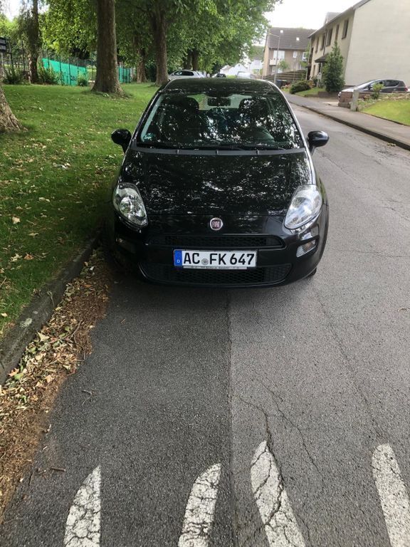 Schwarz Gebraucht 2014 Fiat Punto S Kleinwagen | 2.750 € (Fairer Preis) - Bild 1/4