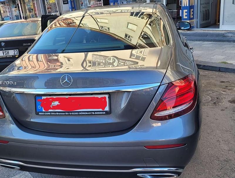 Gebraucht Mercedes E200 150 PS (110 kW) 2018 Grau Limousine