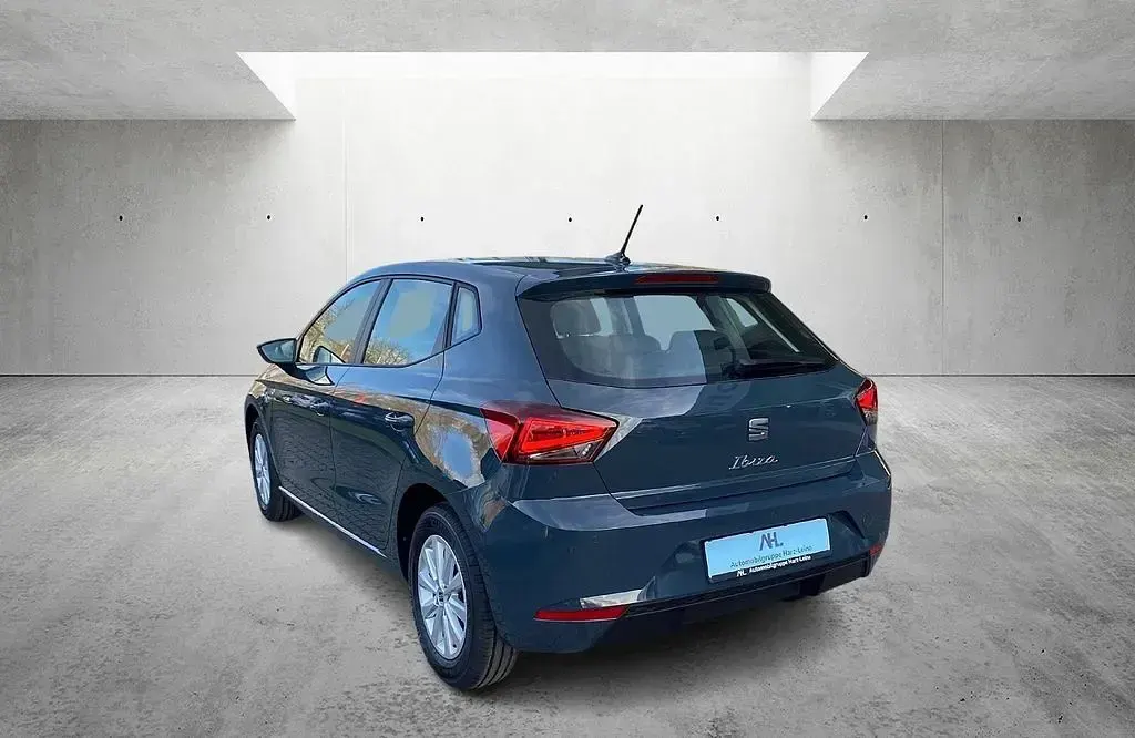 Neu Seat Ibiza Reference 80 PS (58 kW) 2025 Blau Limousine