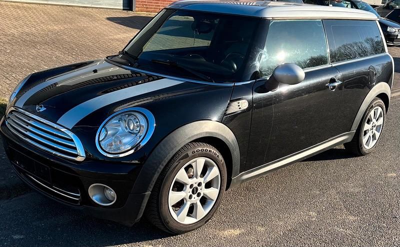 Schwarz Gebraucht 2009 Mini Cooper Clubman Kombi | 3.500 € (Etwas zu teuer) - Bild 1/4