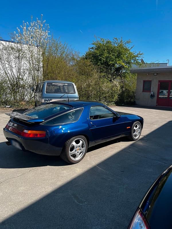 Second-hand Porsche 928 349 CP (256 kW) 1992 Albastru Coupe