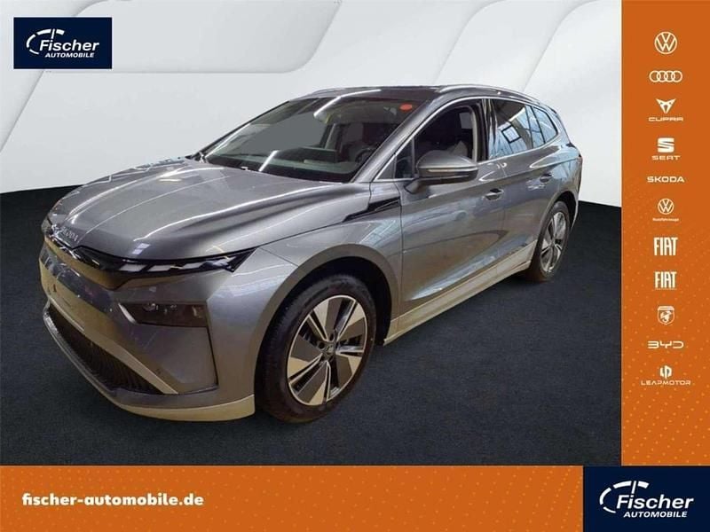 Graphite grau metallic Gebraucht 2025 Skoda Enyaq iV Loft SUV | 44.440 € (Superpreis) - Bild 1/3