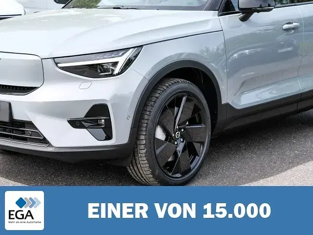 Neu Volvo EX40 Ultra 185 kW (252 PS) 2026 Grau SUV