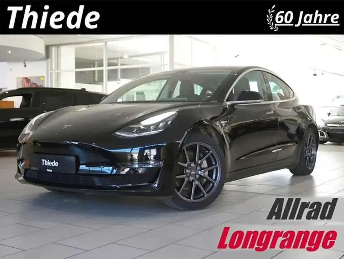 Usata Tesla Model 3 350 kW (476 CV) 2019 Nero Berlina