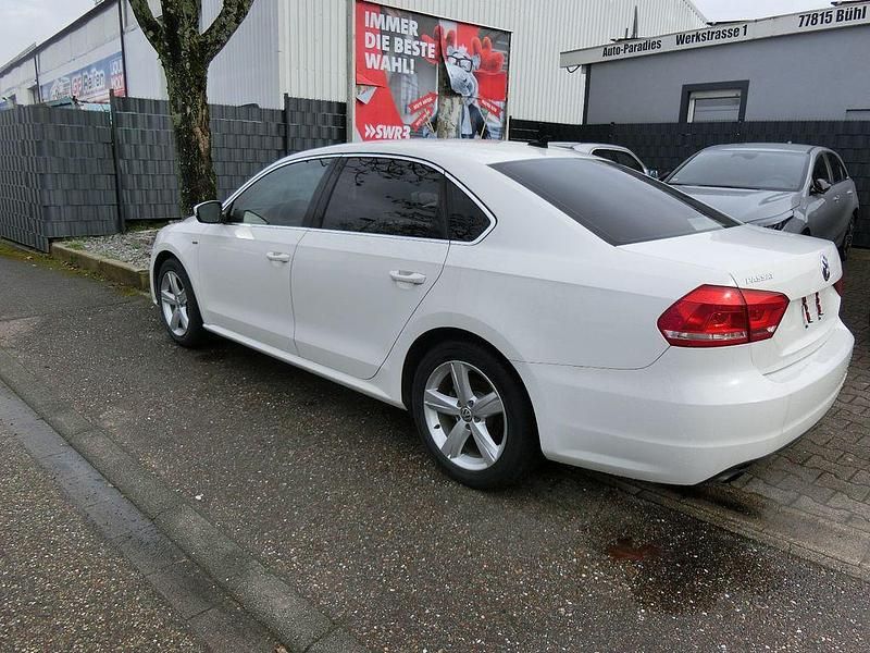Gebraucht VW Passat 170 PS (125 kW) 2015 Weiß Limousine