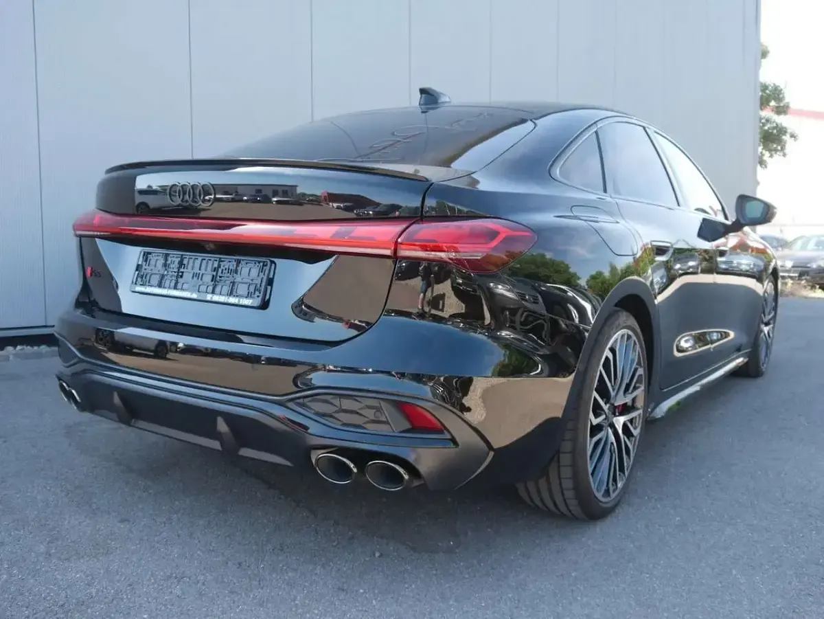 Gebraucht Audi S5 Sport 367 PS (269 kW) 2025 Schwarz Limousine