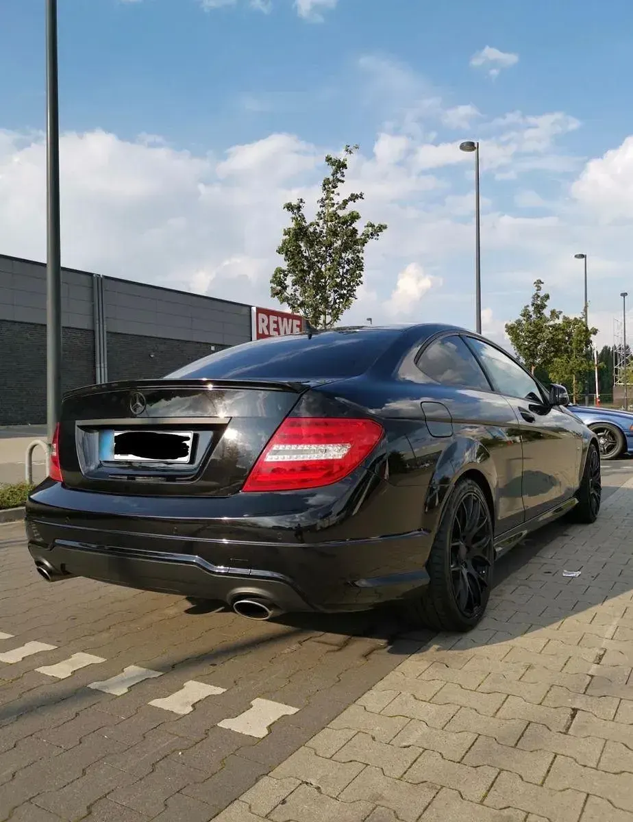 Gebraucht Mercedes C350 306 PS (225 kW) 2012 Schwarz Coupé