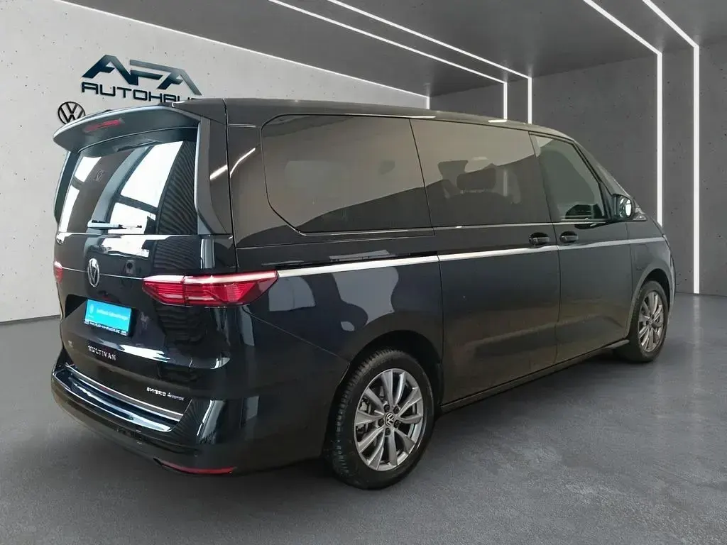Gebraucht VW Multivan Style 245 PS (180 kW) 2025 Schwarz Van / Kleinbus