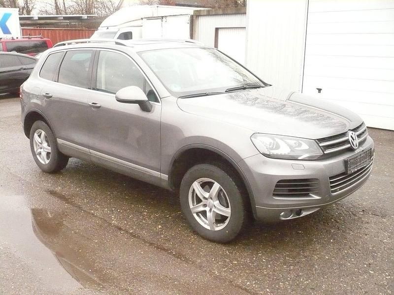 Gebraucht VW Touareg 245 PS (180 kW) 2012 Grau SUV
