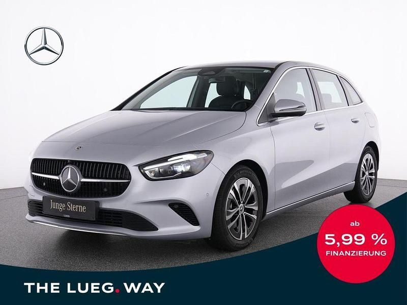 Silber Gebraucht 2024 Mercedes B200 Progressive Van / Kleinbus | 31.980 € (Guter Preis) - Bild 1/4