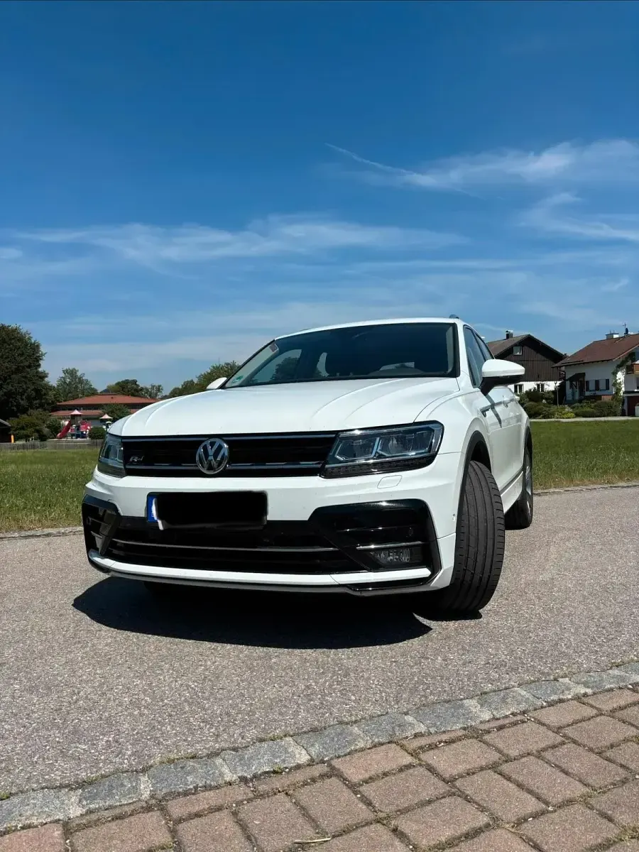 Gebraucht VW Tiguan R-line 190 PS (139 kW) 2020 Weiß SUV