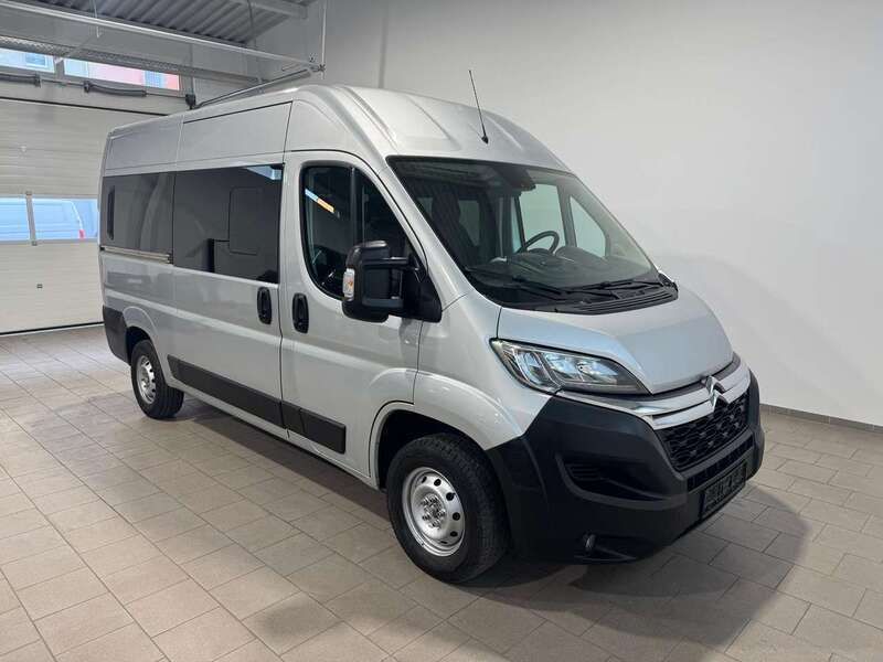 Silber Gebraucht 2019 Citroën Jumper Van / Kleinbus | 27.990 € (Teuer) - Bild 1/4