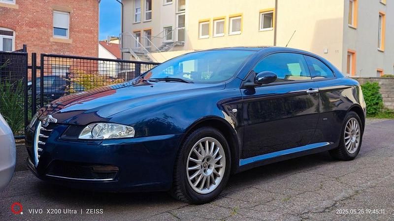 Blau Gebraucht 2008 Alfa Romeo GT Progression Coupé | 4.250 € - Bild 1/4