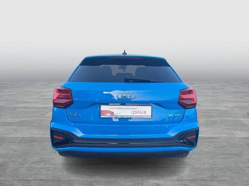 Gebraucht Audi Q2 Comfort 150 PS (110 kW) 2022 Turboblau SUV