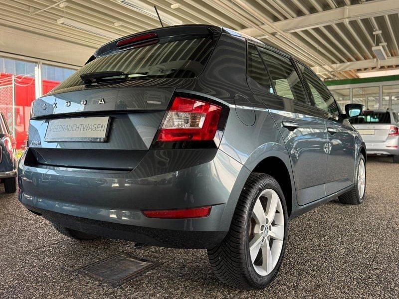 Gebraucht Skoda Fabia Cool Plus 60 PS (44 kW) 2020 : quarzgrau  metallic Limousine