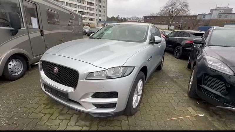 Silber Gebraucht 2019 Jaguar F-Pace Chequered Flag SUV | 22.500 € (Superpreis) - Bild 1/4