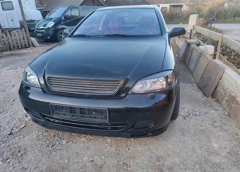 Gebraucht Opel Astra 200 PS (147 kW) 2001 Schwarz Coupé