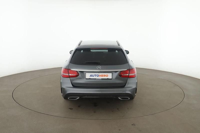 Gebraucht Mercedes C220 AMG line 194 PS (142 kW) 2019 Grau Kombi