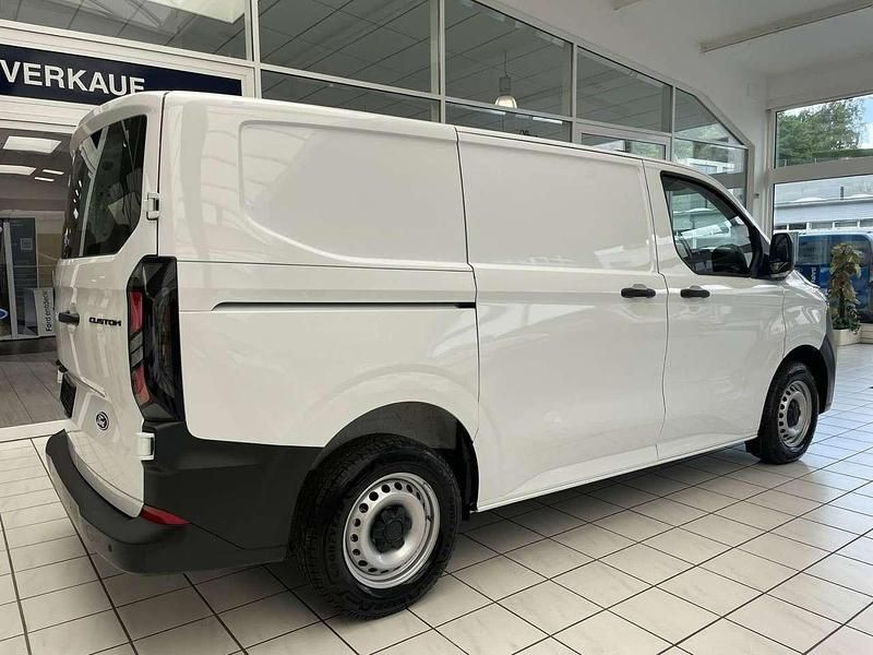 Neu Ford Transit Basis 110 PS (80 kW) 2025 Weiß Limousine