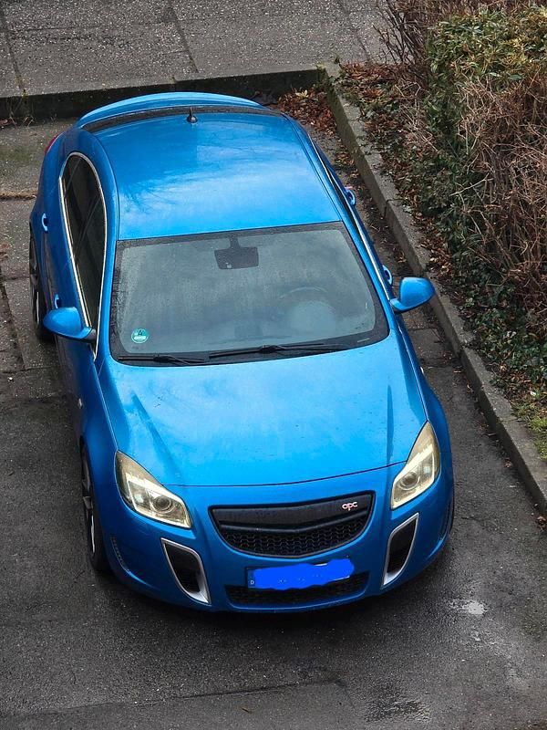 Blau Gebraucht 2010 Opel Insignia OPC Limousine | 8.200 € - Bild 1/4