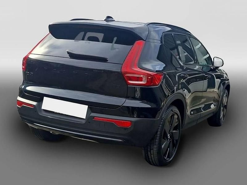 Gebraucht Volvo XC40 Plus 163 PS (119 kW) 2025 Schwarz SUV