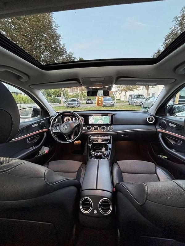 Gebraucht Mercedes E350 258 PS (189 kW) 2017 Limousine