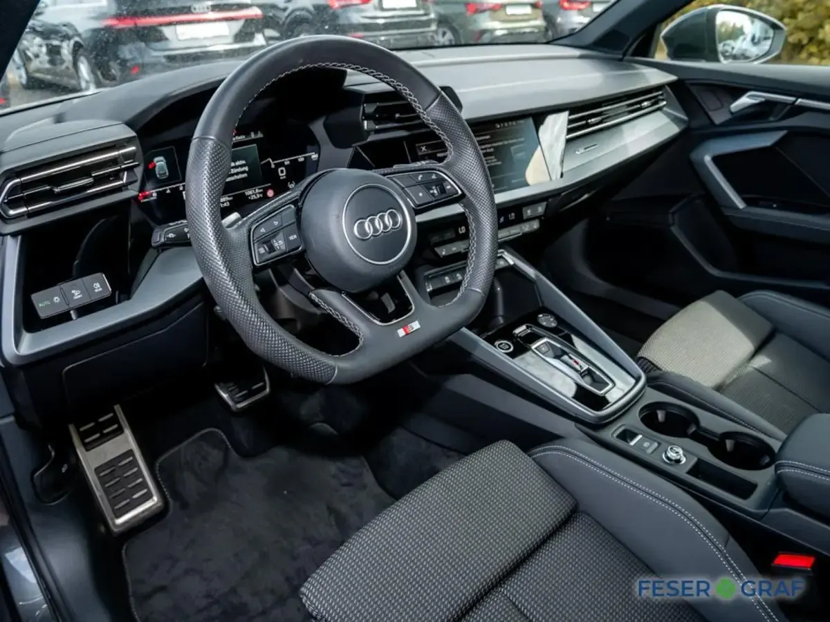 Gebraucht Audi A3 S-Line 150 PS (110 kW) 2025 Daytonagrau perleffekt Limousine
