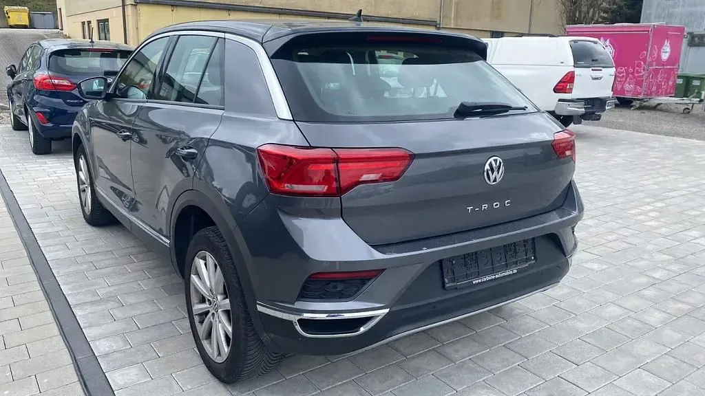 Gebraucht VW T-Roc Style 116 PS (85 kW) 2020 Grau SUV